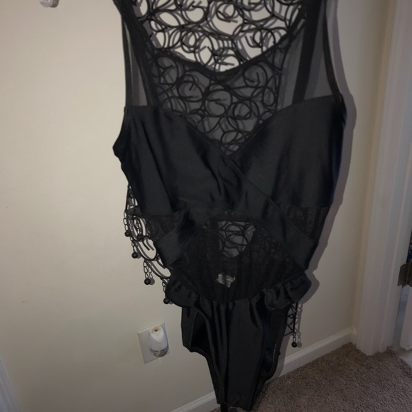 Bathing suit - Picture 2 of 4